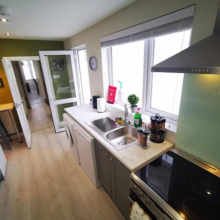 Вилла 4Br Modern Botanic House Белфаст Экстерьер фото