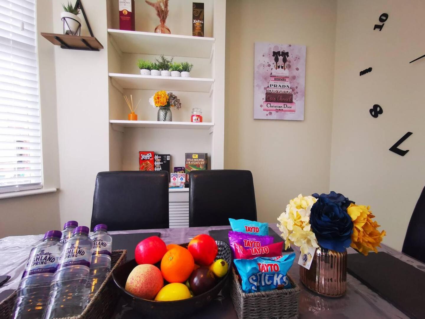 Вилла 4Br Modern Botanic House Белфаст Экстерьер фото