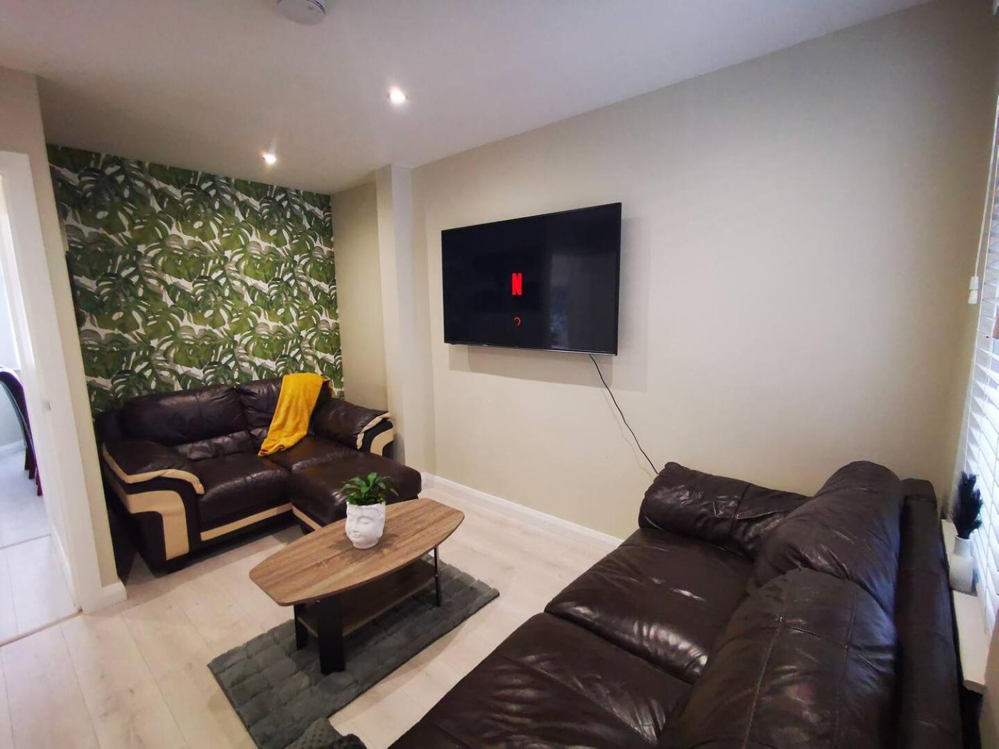 Вилла 4Br Modern Botanic House Белфаст Экстерьер фото